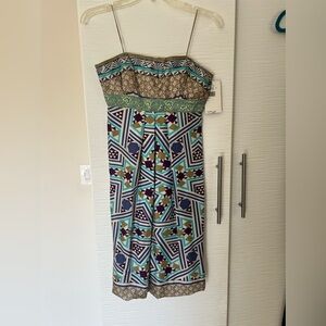 Nicole Miller Collection dress size 4 brand new. 100% silk. Original retail $400